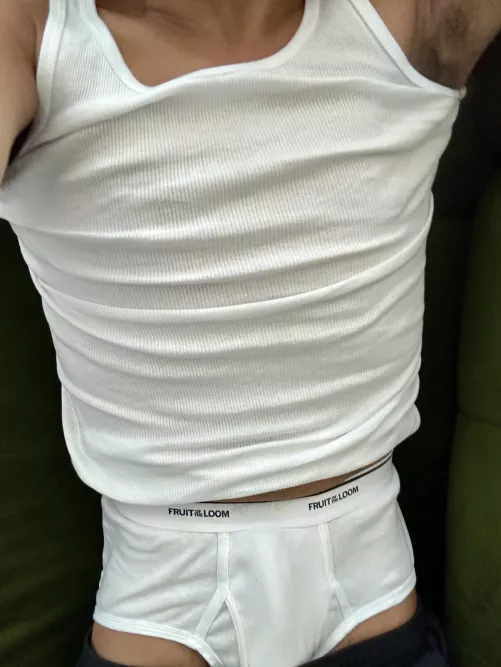 Happy TWT! Relaxing in some classic FTLs