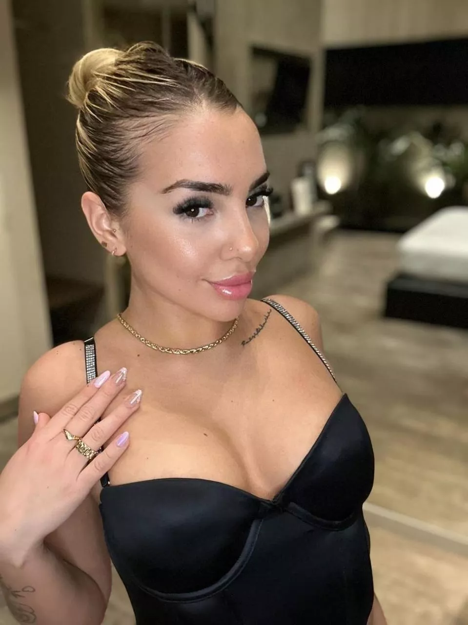 Hii can you love me?