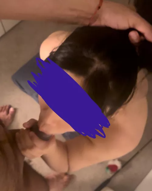 Hope everyone has a good Monday! I sure am enjoying mine 👅