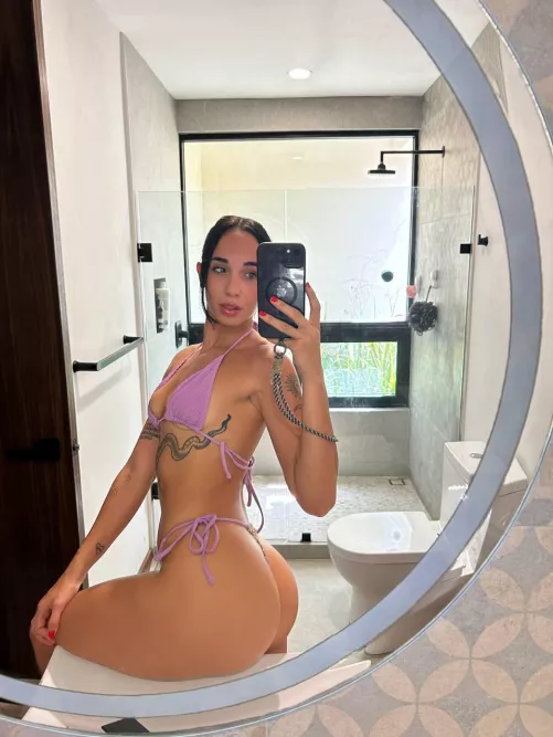 I can't stop imagining your hands on me... I feel my skin crawl just thinking about it.