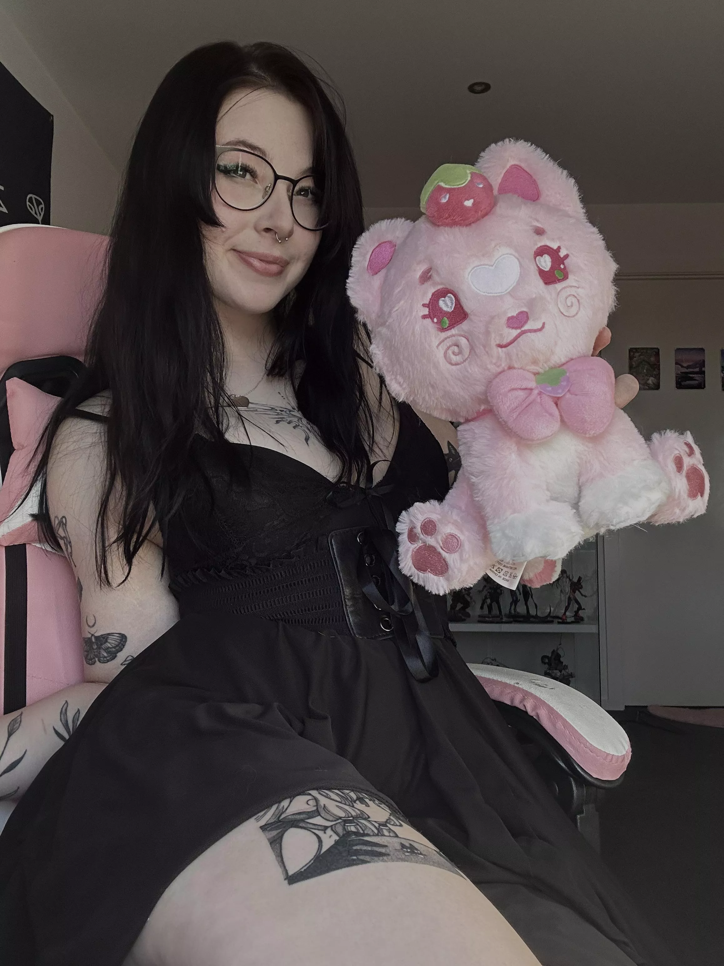 I heard you like sweet emo girls 