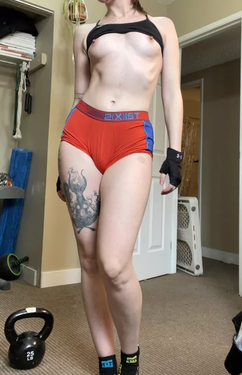 I kinda like men's underwear 