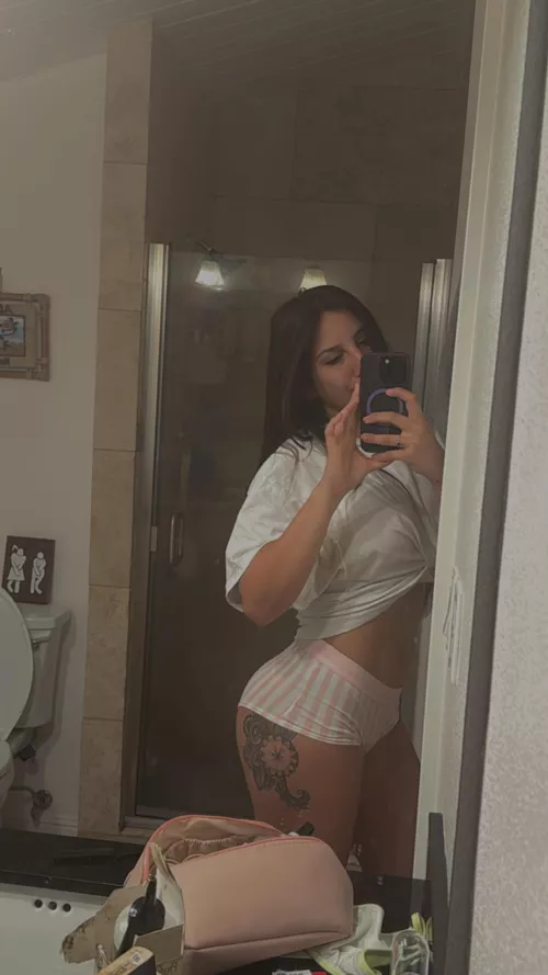 I love my pink panties 