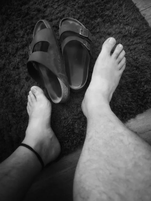 I need a lotion for my feet 😉