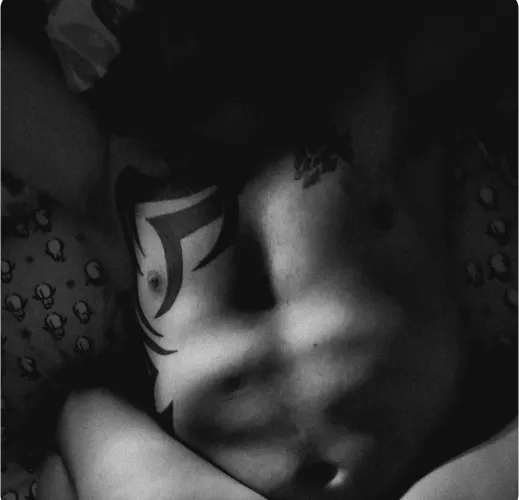 If you're a naughty brat that thinks you can be tamed by my husband send us a DM 😉🥵