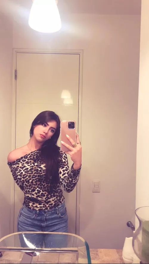 i’m the girl you’ll go broke for