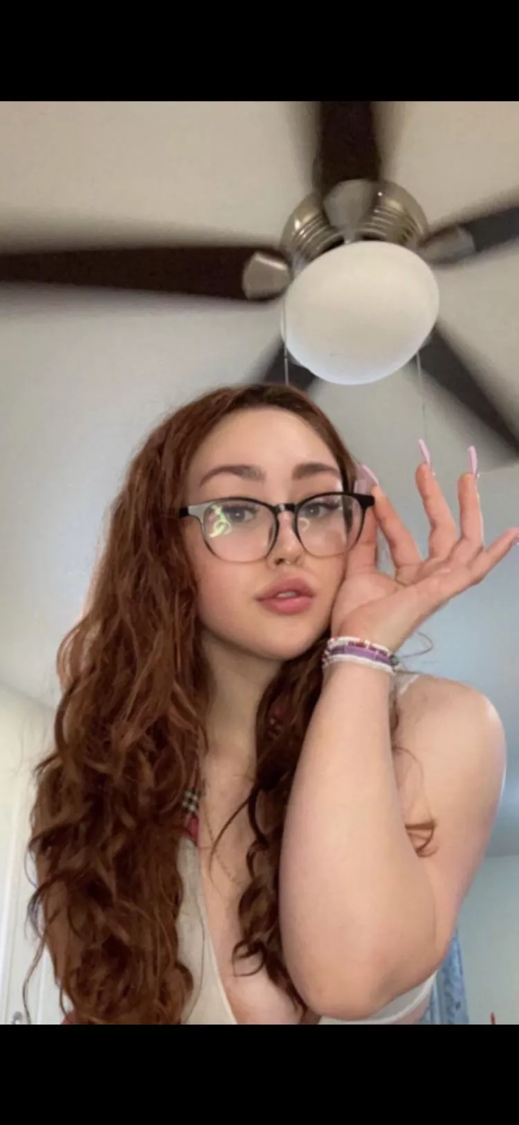 😘🥰 interested in content of me or meetups? 📱 