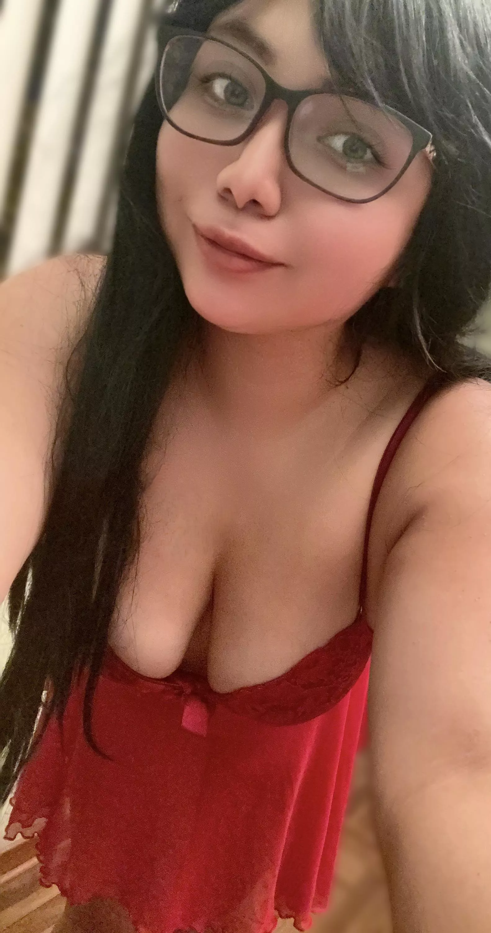 It is late! Come to bed pls you have work tomorrow