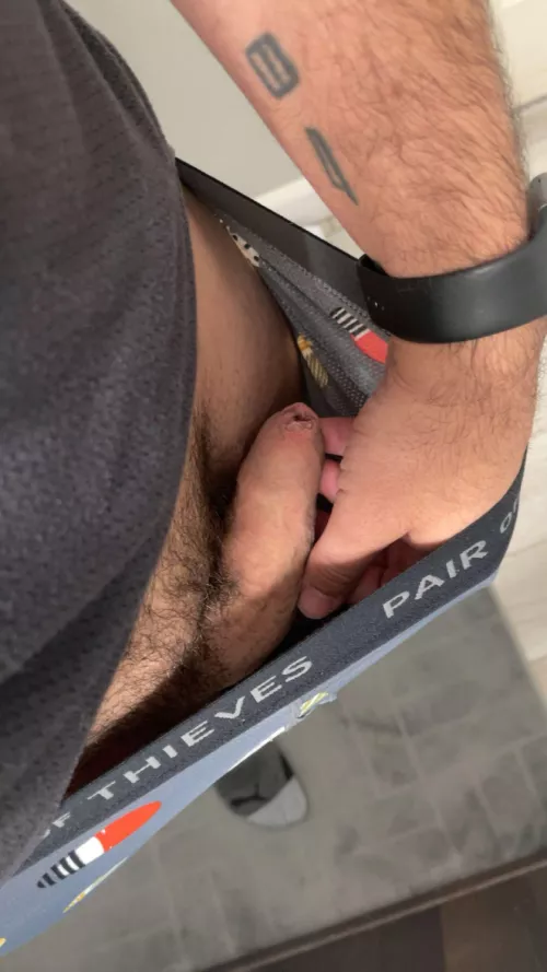 Just here to flash ya 