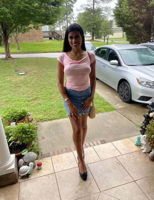 Keep clocking in and out, and I’ll keep cashing out, thank me later. 💋 [Findom]