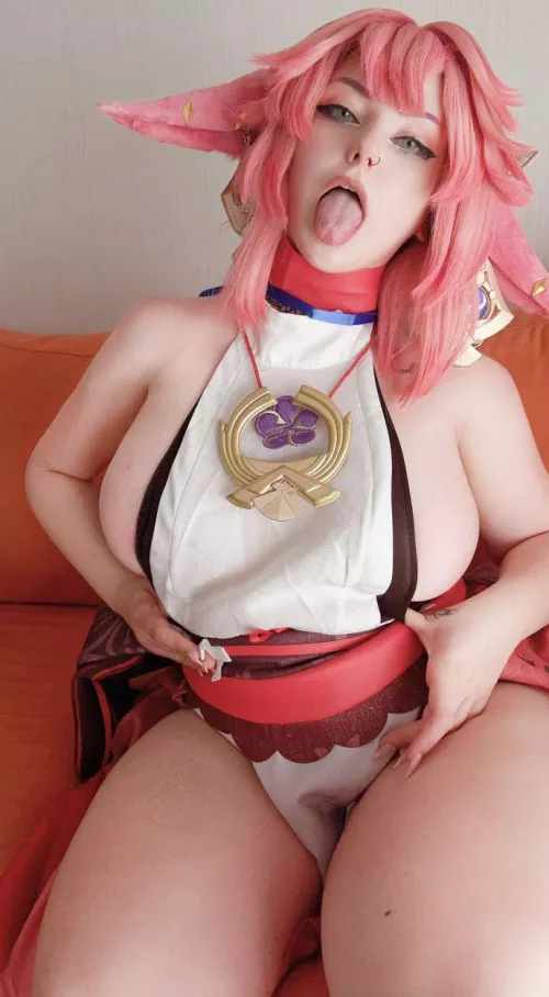 Kuroitsune as Yae Miko 