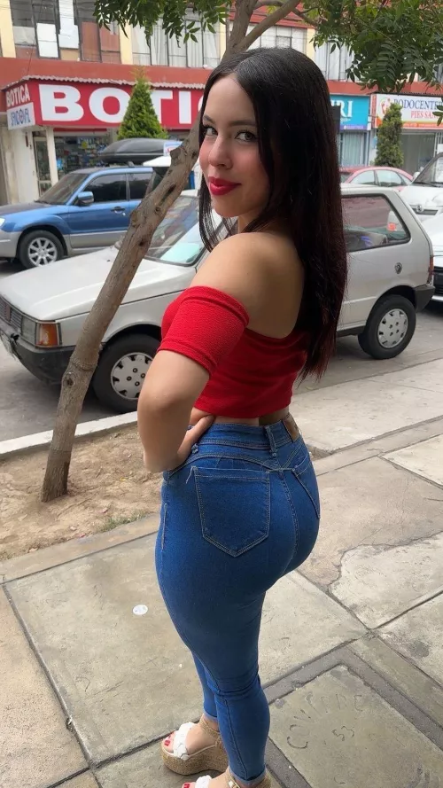 Las venekas que no van pa'l gym pero tienen cuerpo de atleta