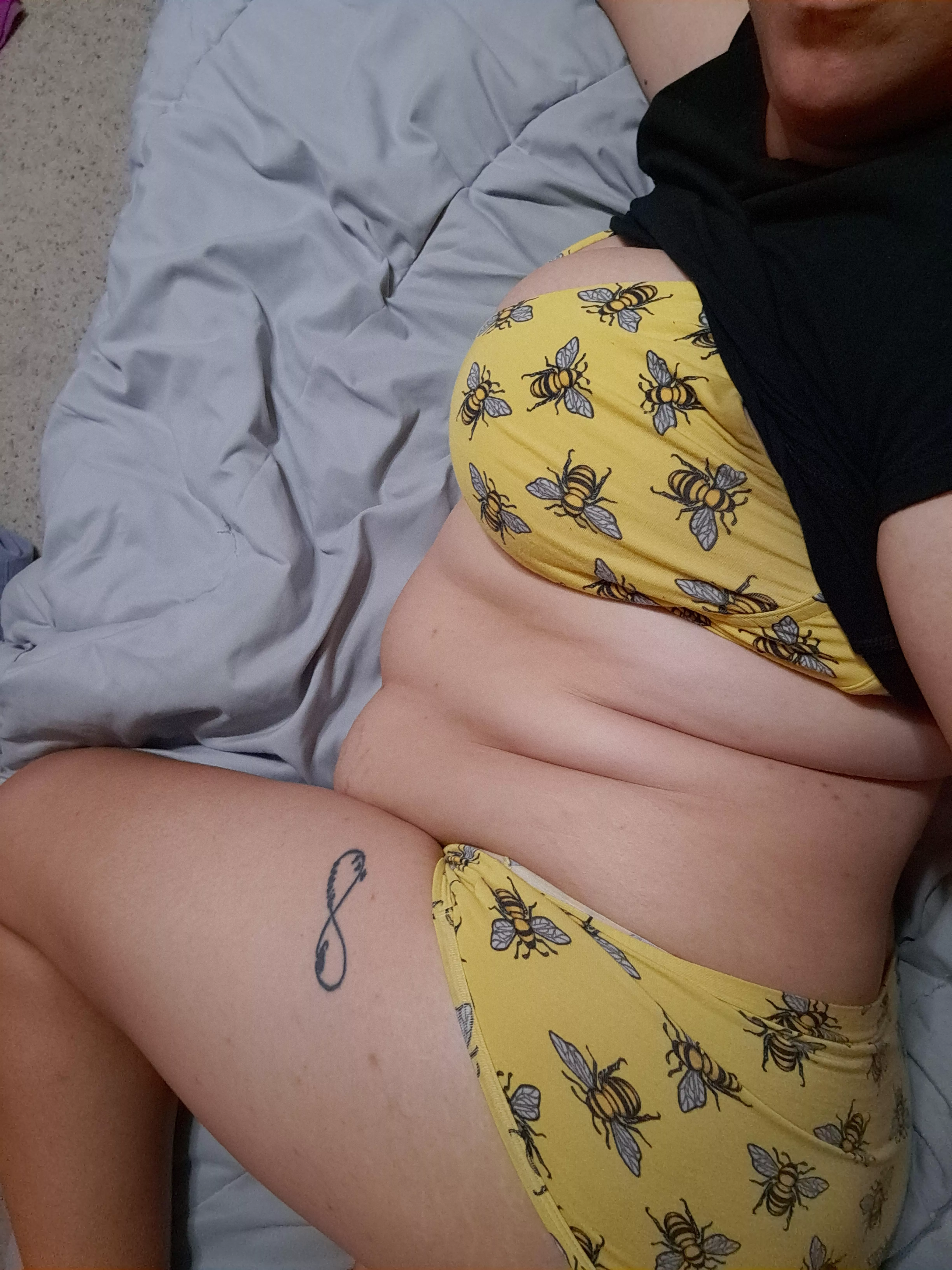 Lil pantie pic before bed 