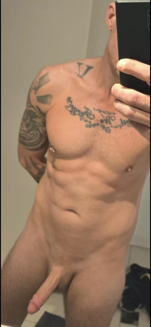 (M) 38 what a belta of a day. It makes me horny, not really I.was already horny.