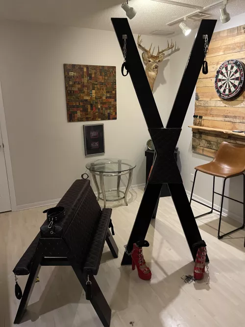 Made by me… I do custom work and made set for my wife and I.