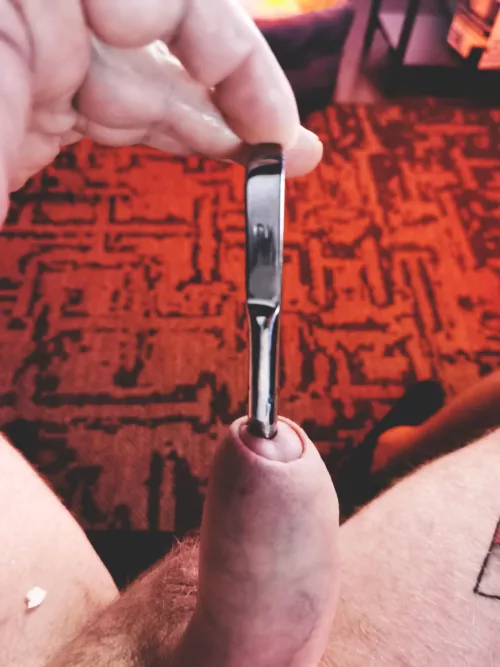 Mein erstes mal 10mm geschafft ! War schon mit schmerzen und danach party beim pinkeln. 