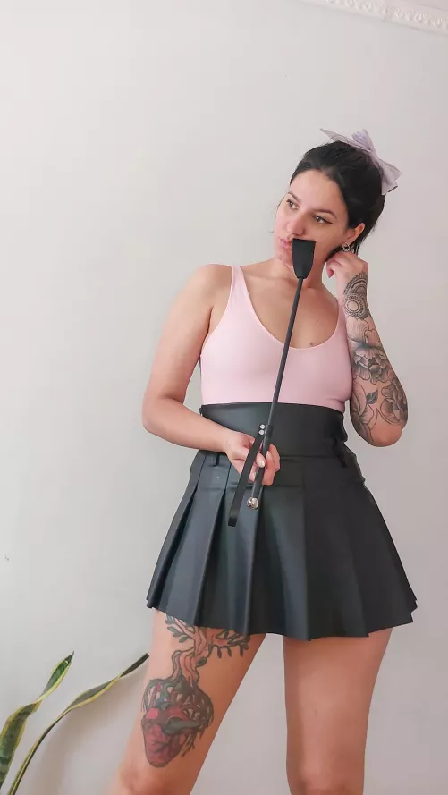 Momma is geting bored..