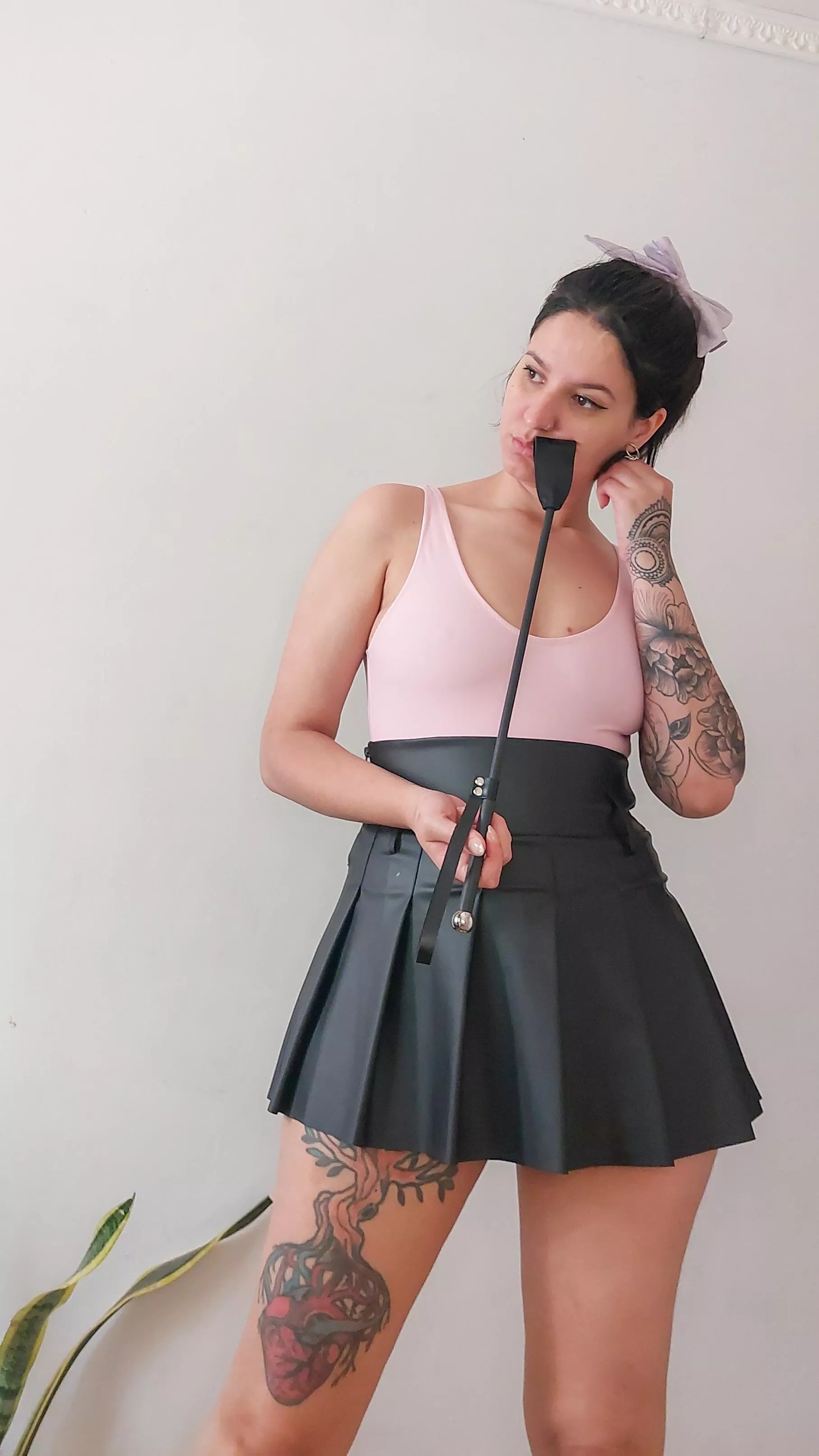 Momma is geting bored..