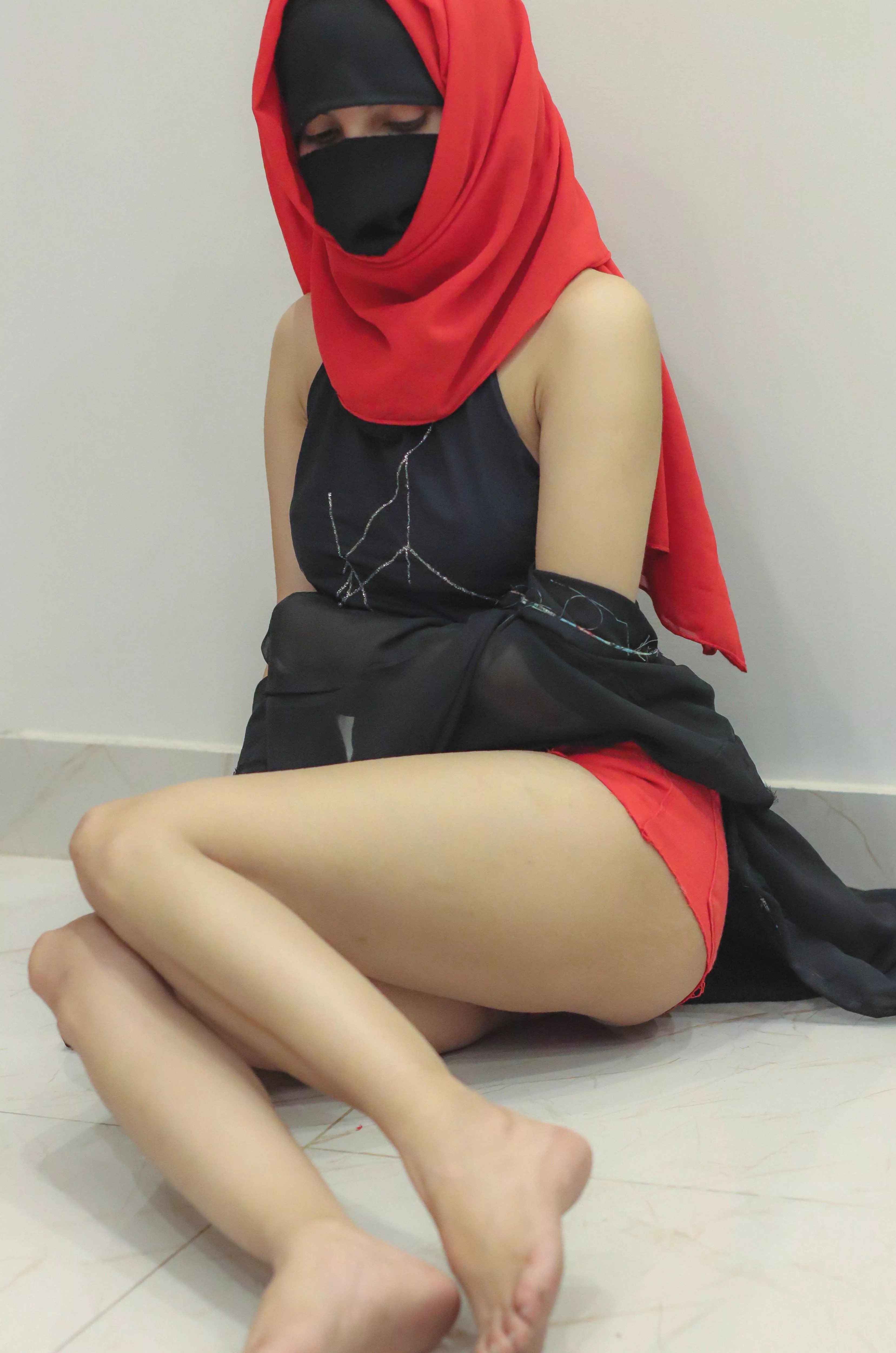 my boyfriend thinks i'm a freak in bed [F]