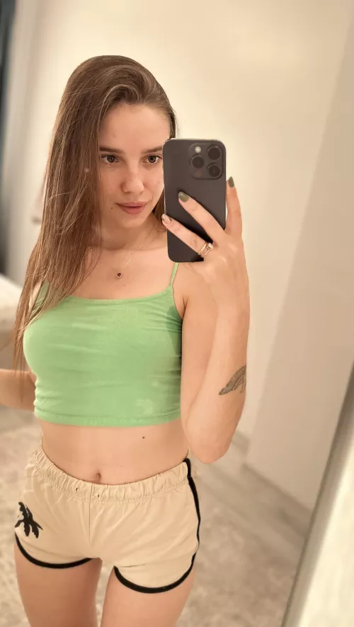 My top is a little wet, do you want to smell it