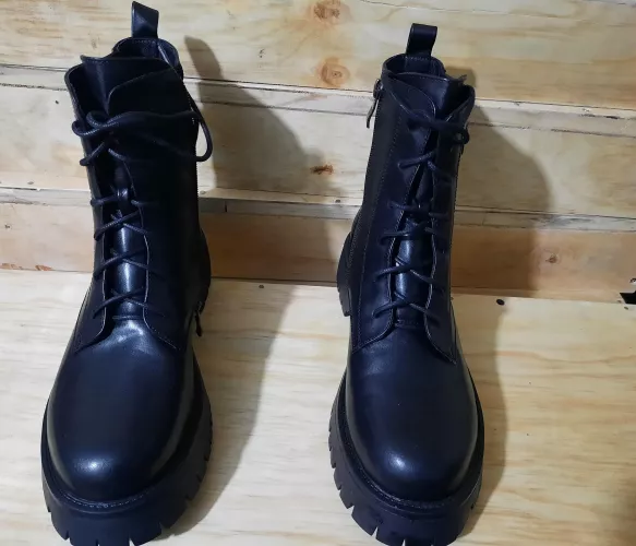 New Week. Good Boots 