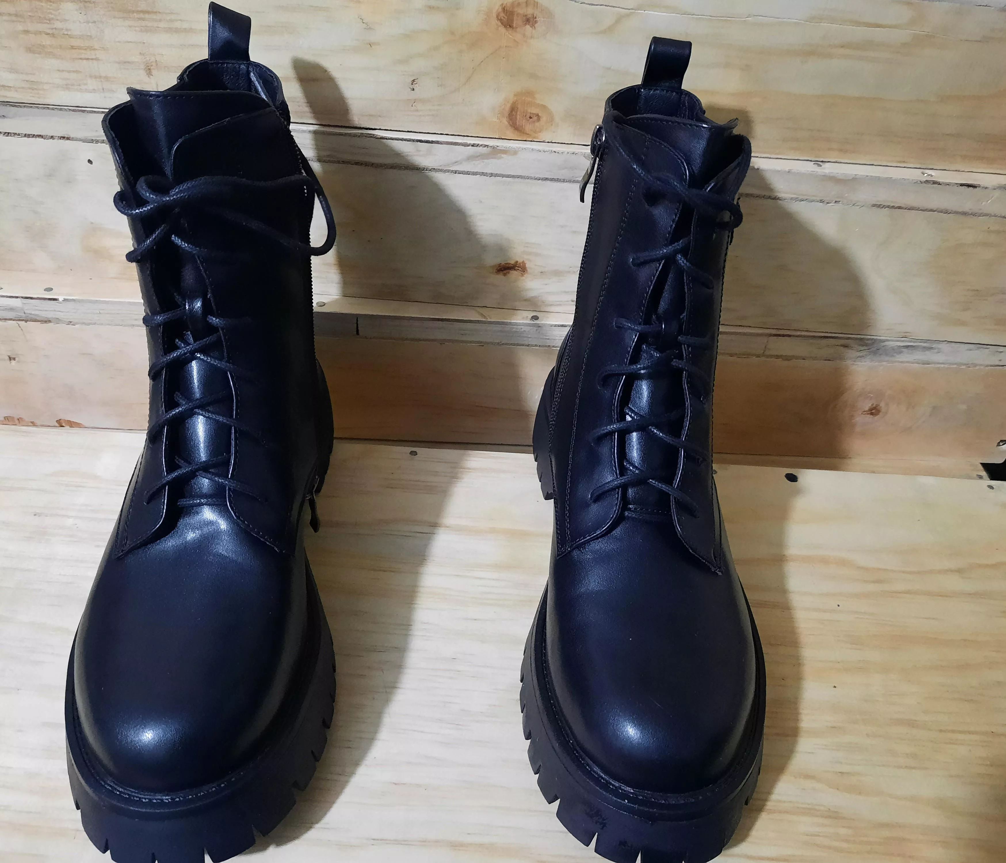 New Week. Good Boots 