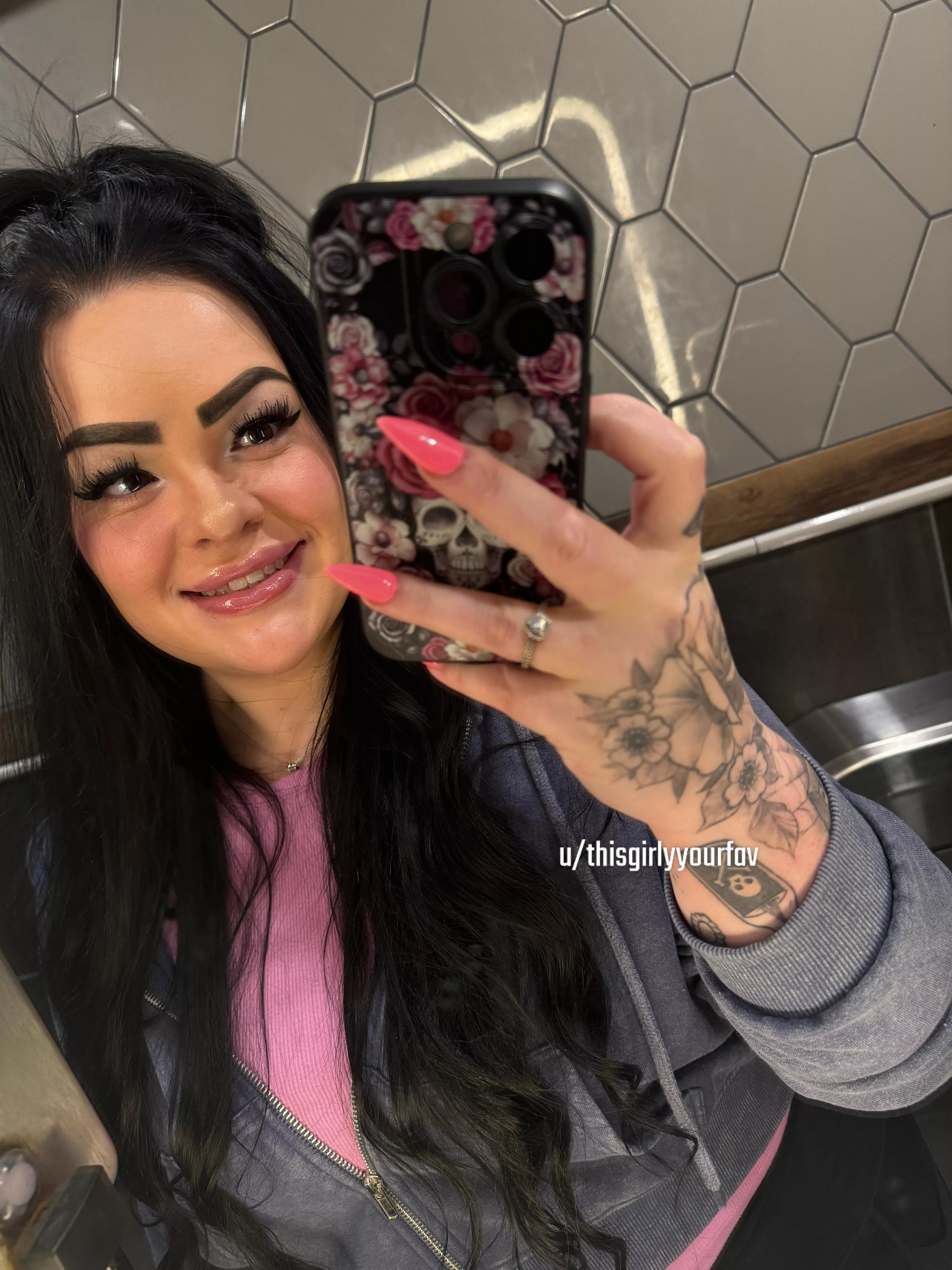 Play with me 😉  [cam] [sext] [rate] [gfe]