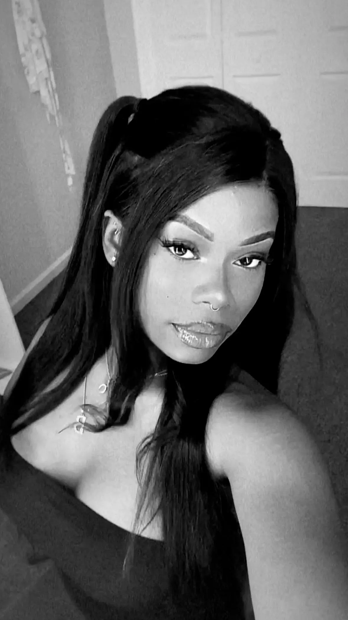 Pretty girls taking your money is the ultimate rush for you 💸 the prettier and brattier the better 😈