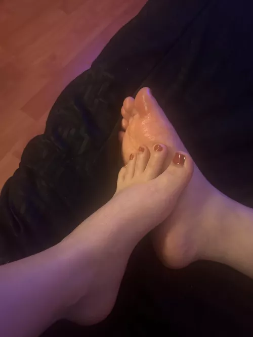 Put your tongue here 