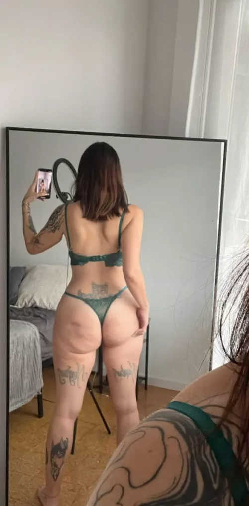 Ready for more dick hmu, horny single mom!