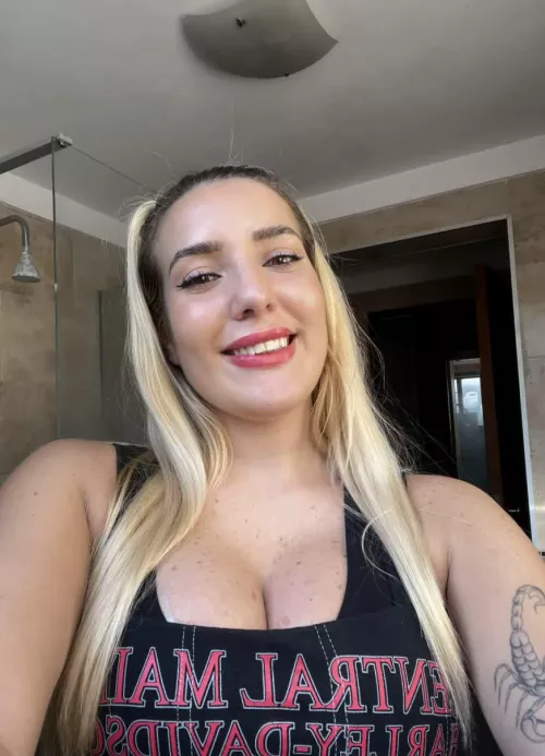 Seeking someone daring enough to keep up F 19