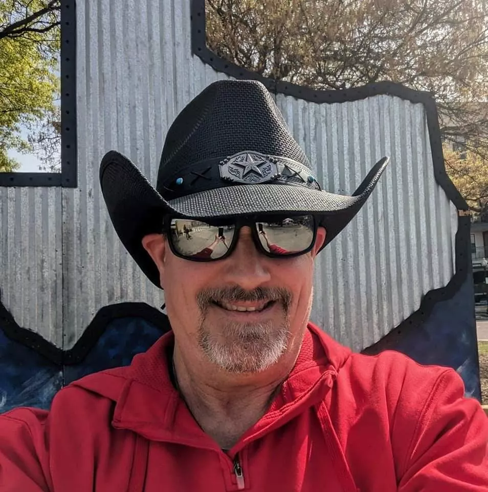 Single male, 57, Northeast Dallas near Garland looking for Playmate 