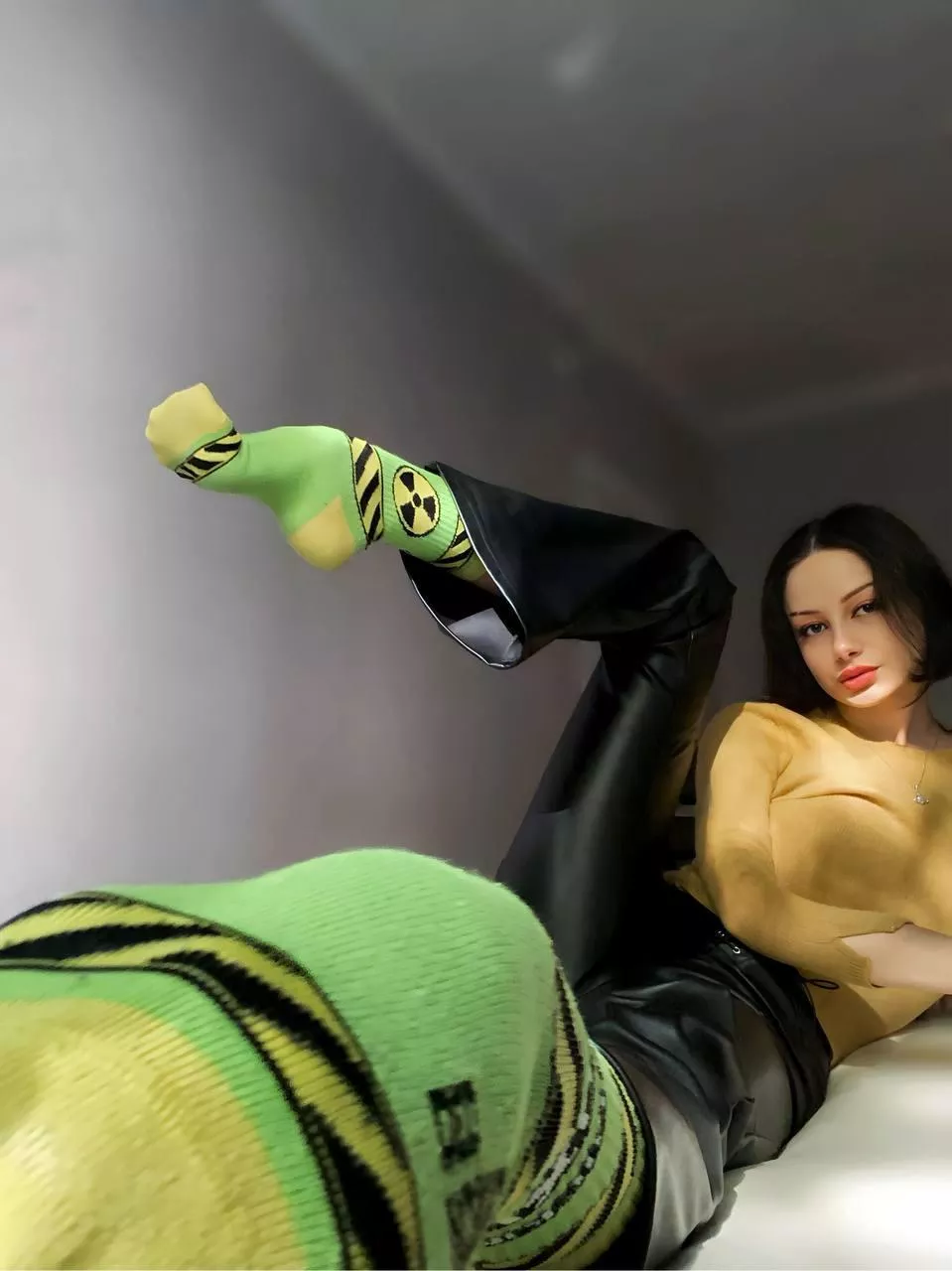 Smelled socks on my high arches feet to you  Smelled socks on my high arches feet to you