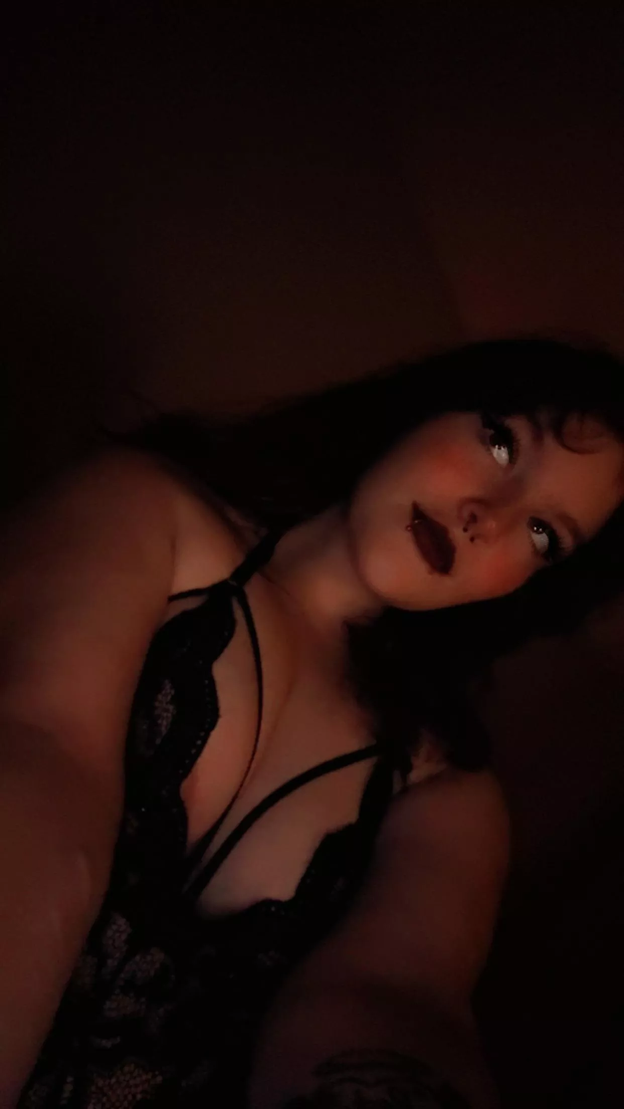 Something about sitting in candle light just hits different 