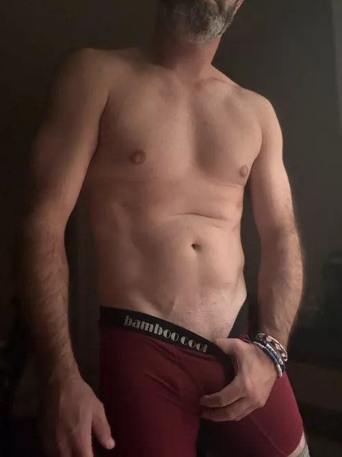 Still digging the red…🌹