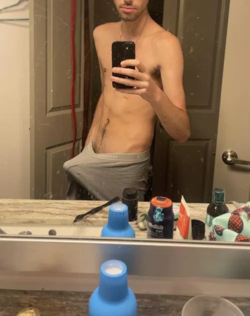 Straight 26 M with a bwc looking to find a couple / cuck