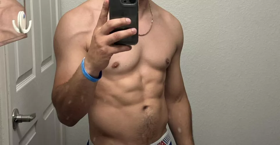 Straight fit male. 27. Edinburg. 9in. 