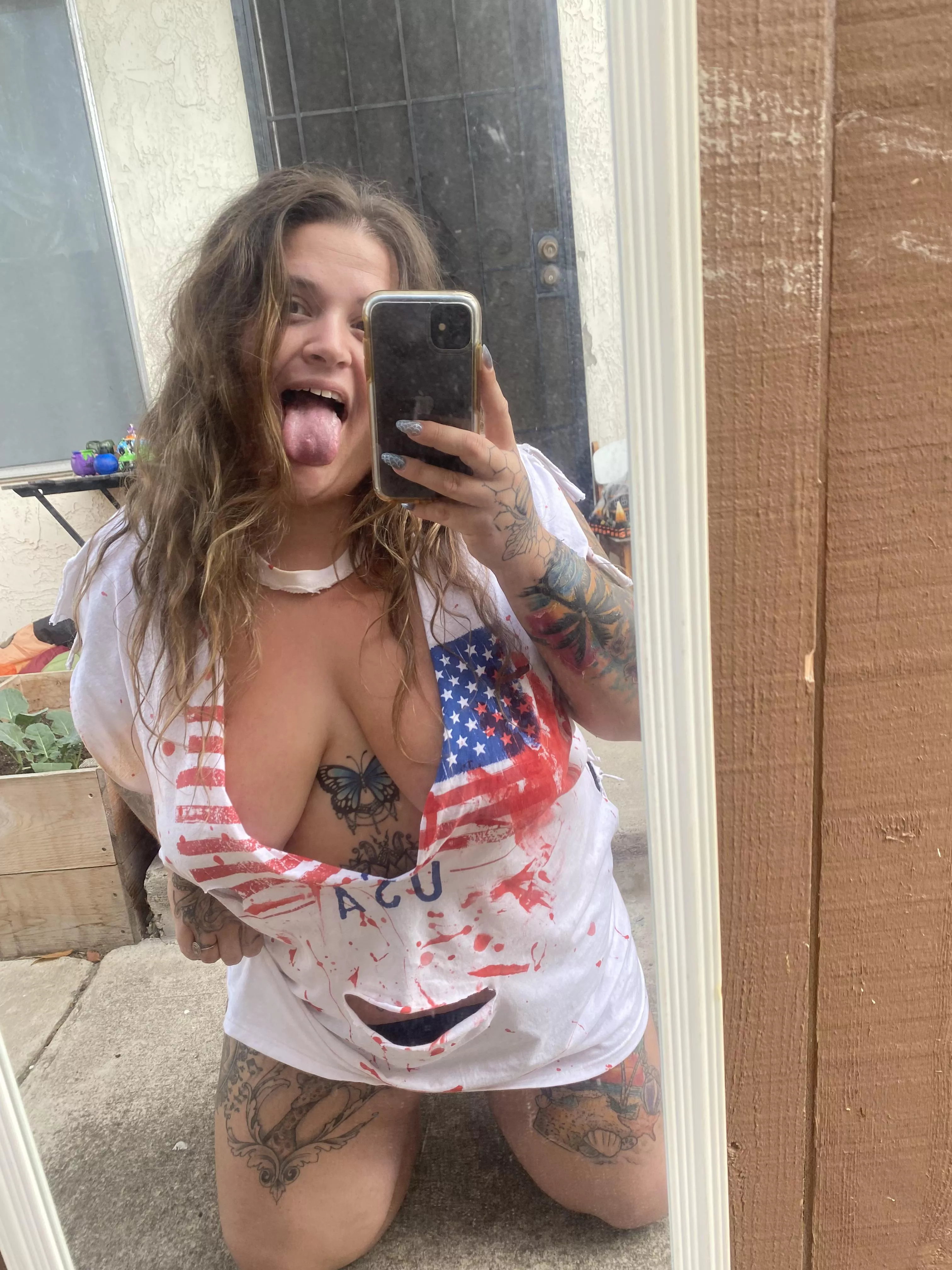 these curves are to die for!