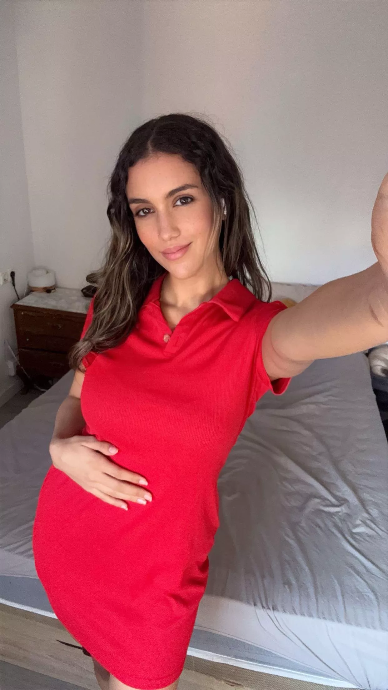 Tight dresses are for two occasions only: A nice dinner aaaaand... 