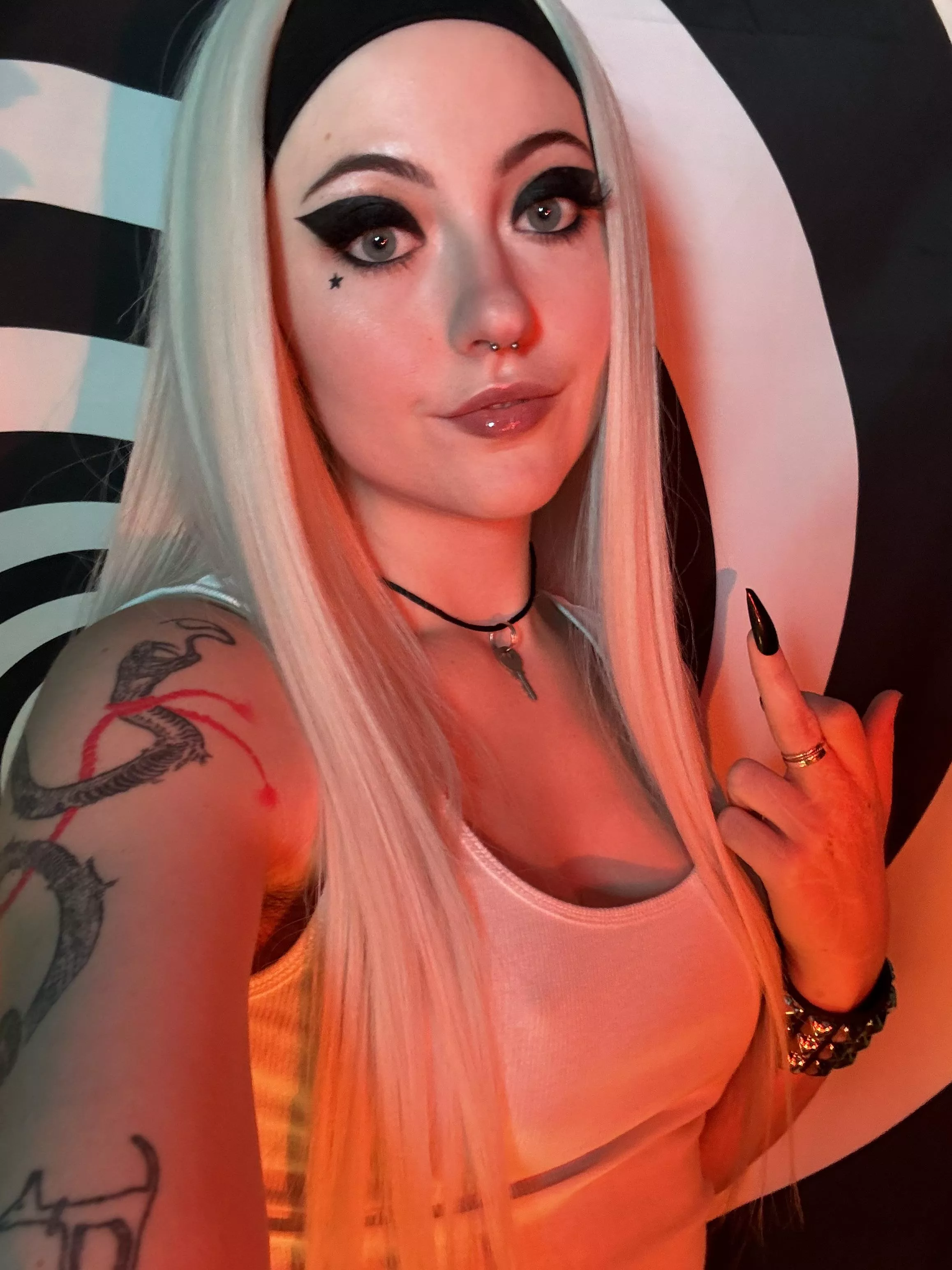 ur so weak this is all it takes to trigger a relapse