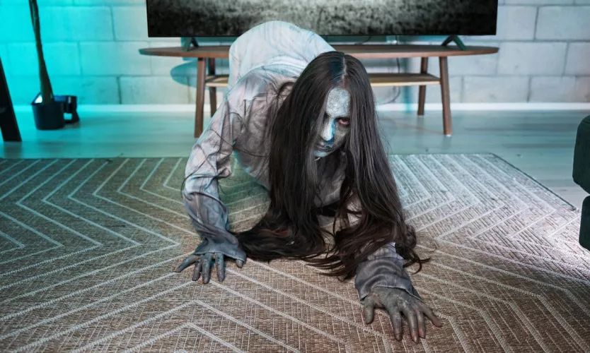 Very Spooky scene cumming to SLR Originals starring Hazel Moore. Wednesday, 30th October 🧡