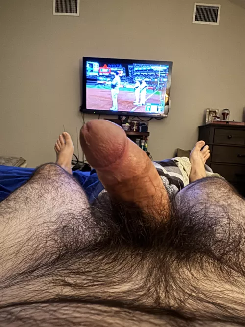 Watching the game turns me on. 