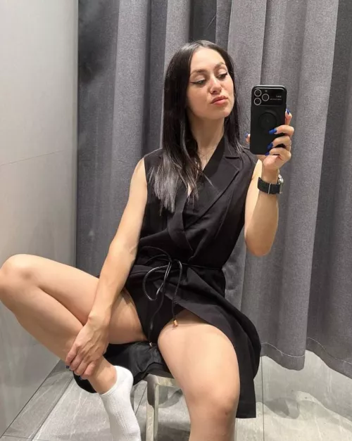 What a perfect changing room to fuck in