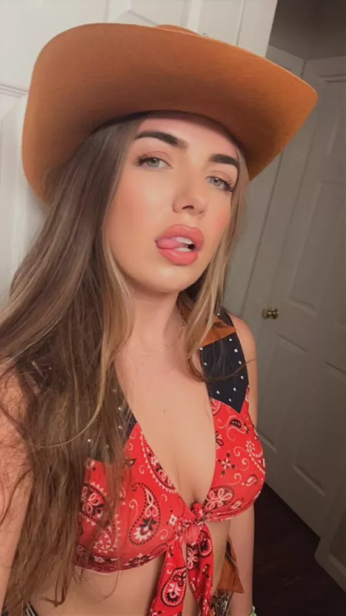 Yeehaw! 🐄💋