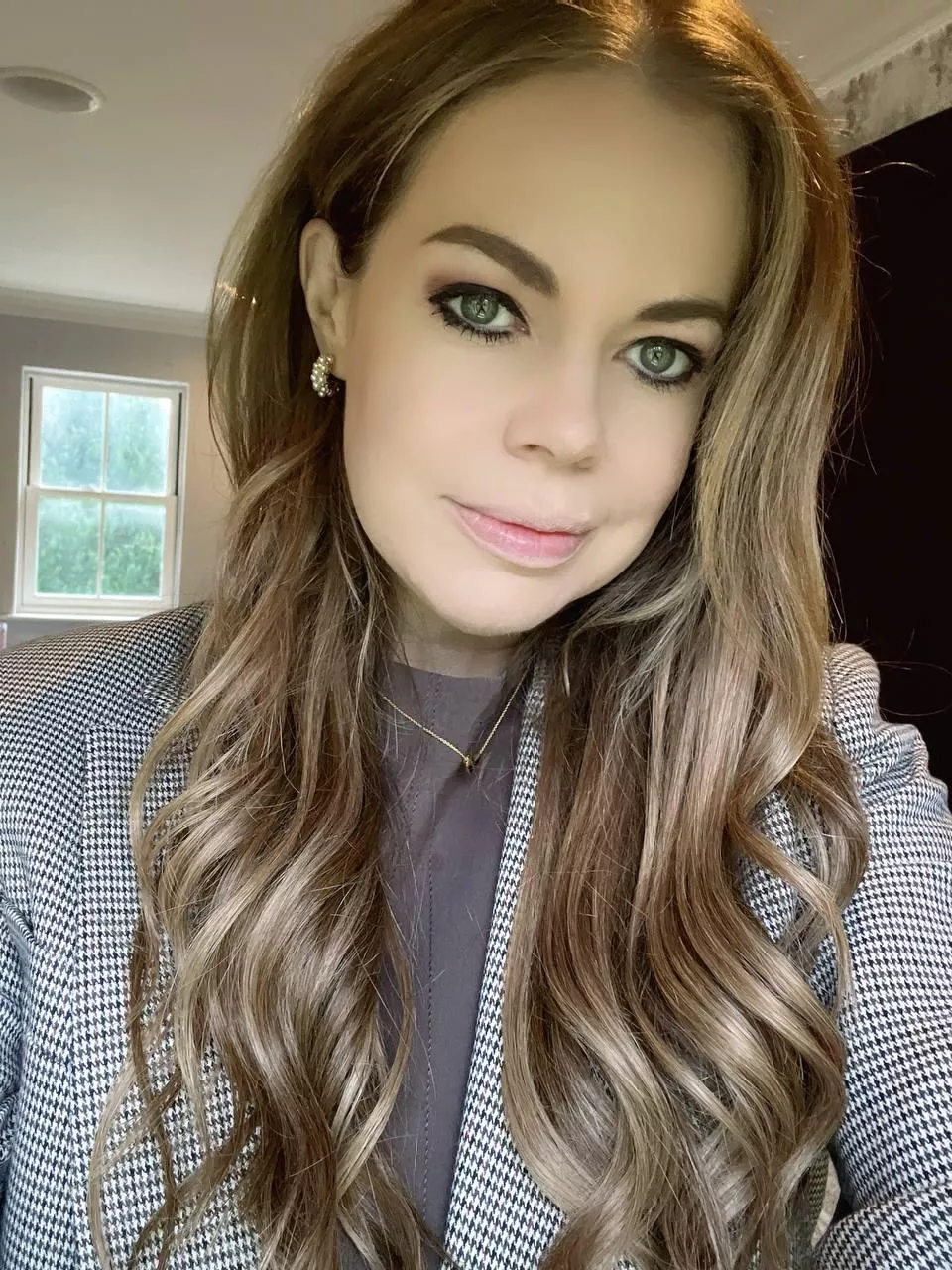 You’ll forget all about the younger girls once I get my hands on you ;)