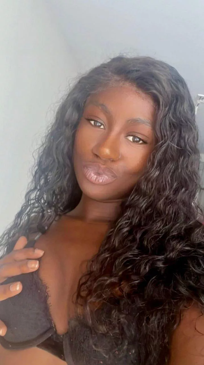 Your Barbie waiting for u Daddy....