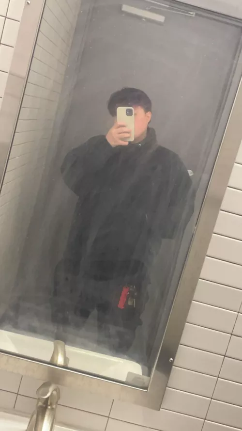 22 [T4M] #WA - younger sub looking for older dom 