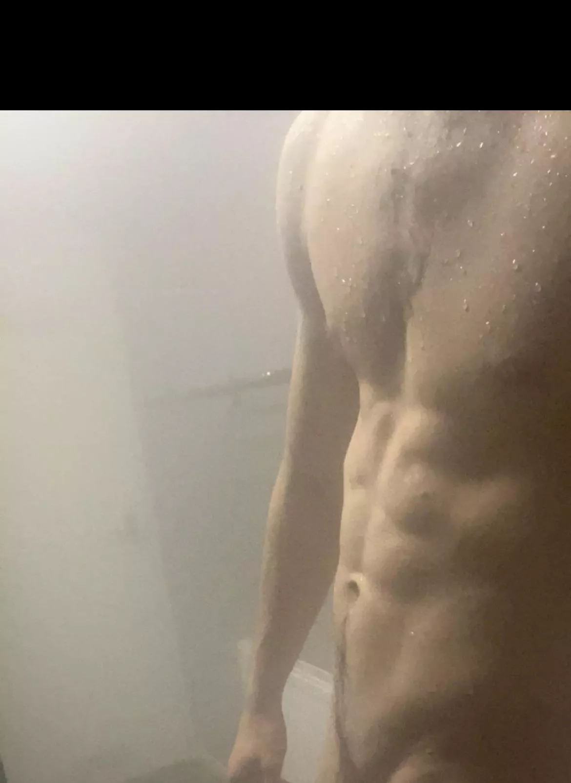 [24] I heard this is the place for steamy abs 