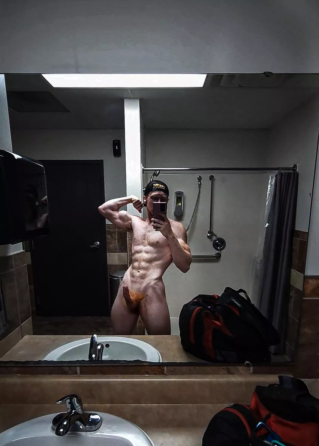 [24] Who's gonna train some extra 