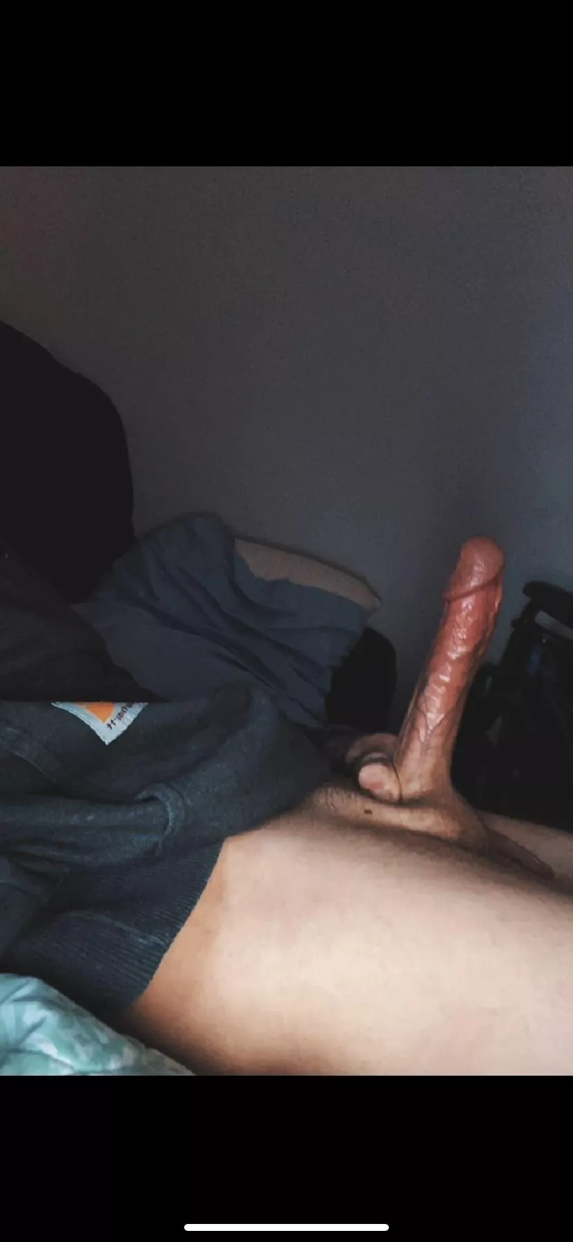 27 m near Lexington, I’d love a good footjob or some head I just need to cum haha hmu! 